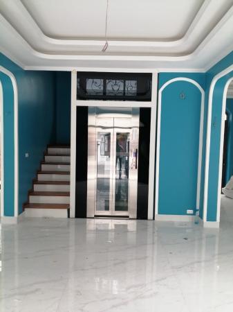 Thang Máy Vách Kính