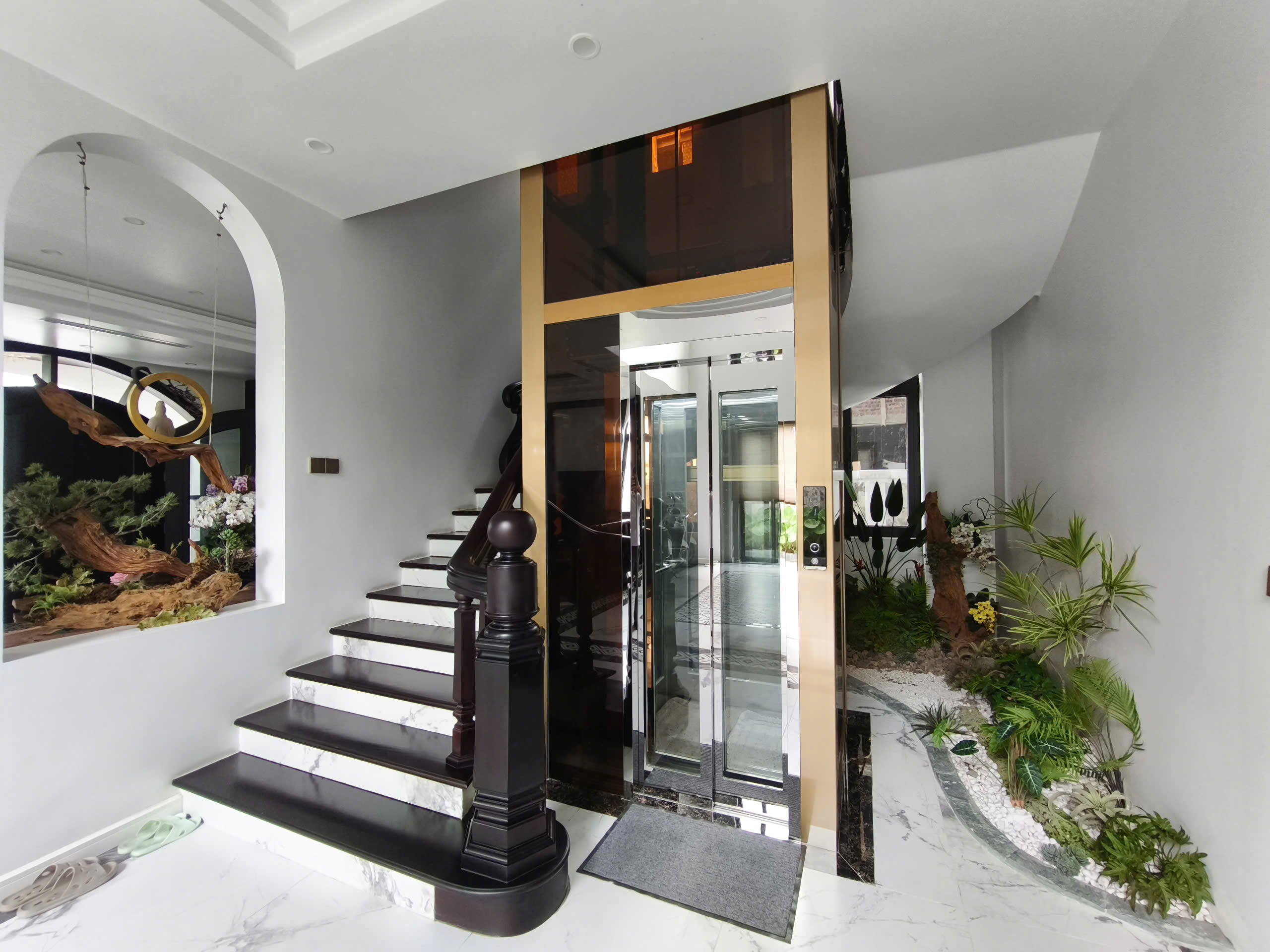 Mãn nhãn với chiếc thang máy gia đình tại Hải Phòng