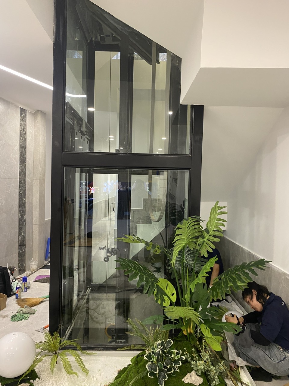 THANG MÁY LỒNG KÍNH (THANG QUAN SÁT)